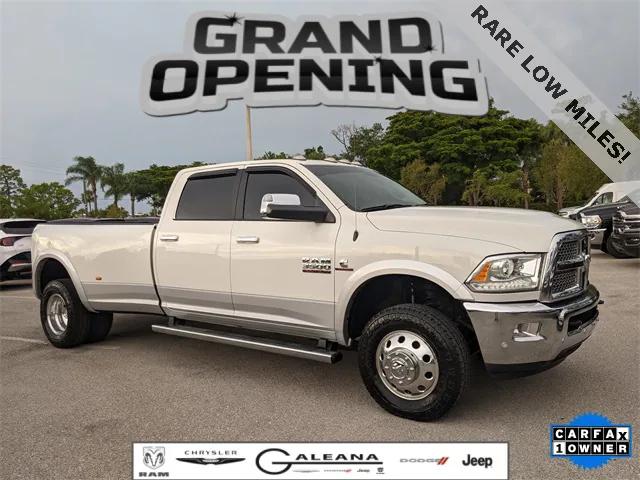 2017 RAM 3500 Laramie Crew Cab 4x4 8 Box