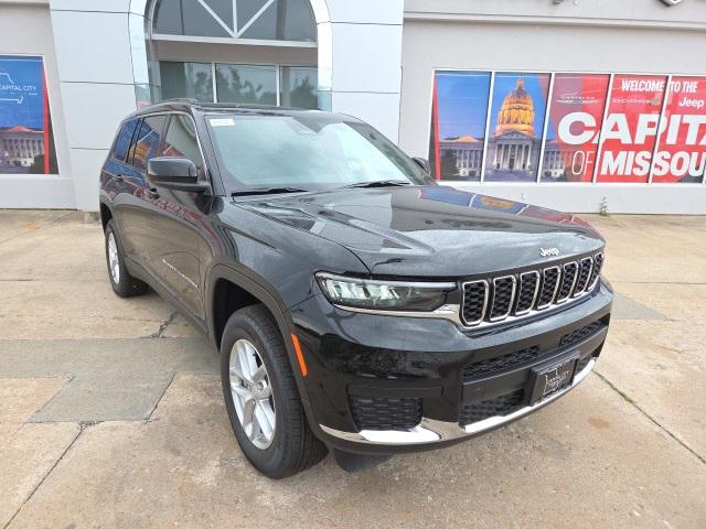 2025 Jeep Grand Cherokee GRAND CHEROKEE L LAREDO X 4X4