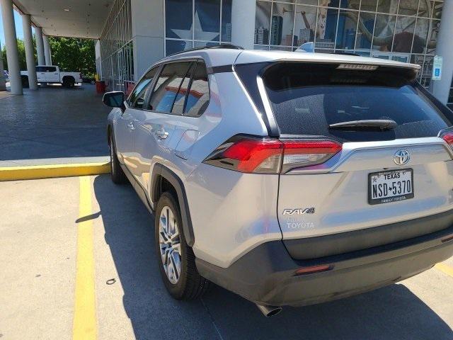 2020 Toyota RAV4 XLE Premium