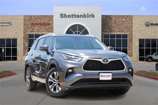 2023 Toyota Highlander XLE