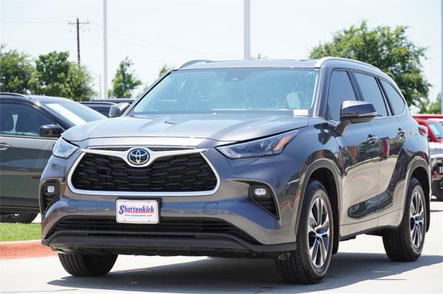 2023 Toyota Highlander XLE