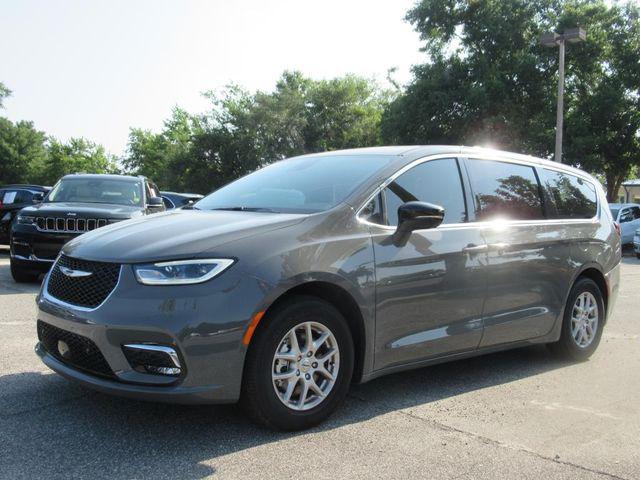 2025 Chrysler Pacifica PACIFICA SELECT