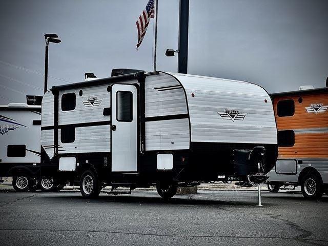 2022 Riverside Retro 190BH