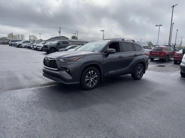 2022 Toyota Highlander Hybrid XLE