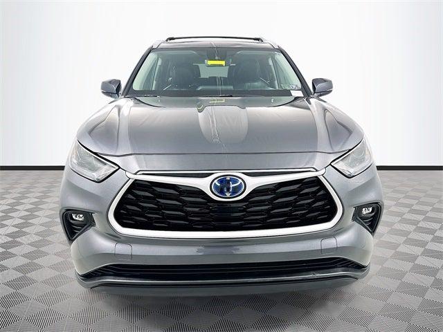 2022 Toyota Highlander Hybrid XLE