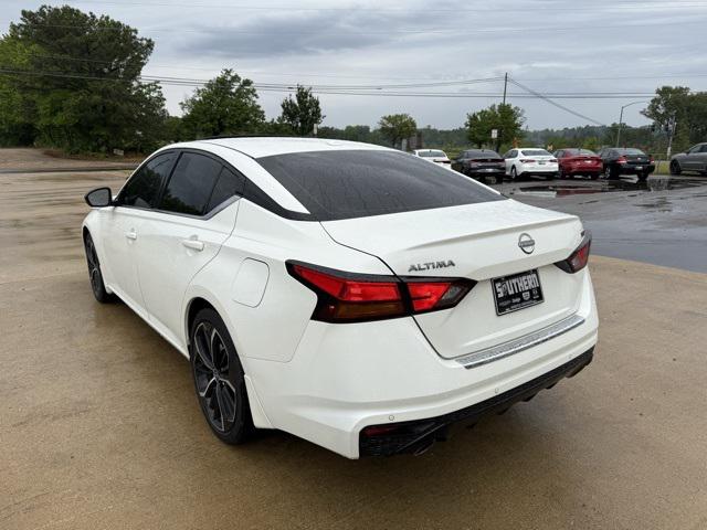 2023 Nissan Altima SR FWD