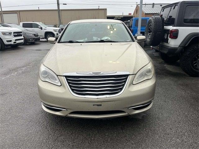 2013 Chrysler 200 Touring