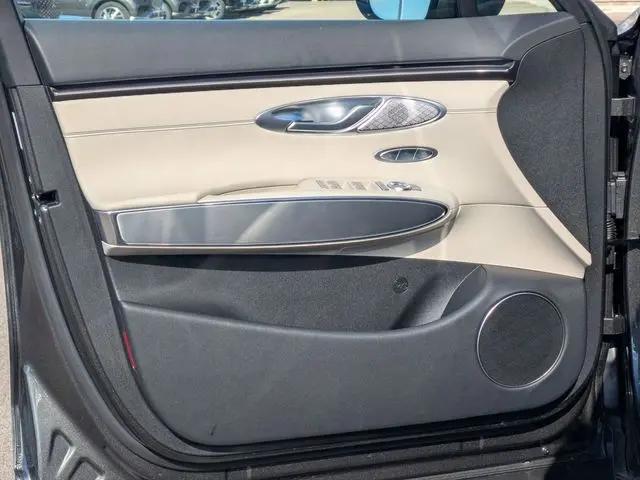 2026 Genesis GV70 2.5T Select