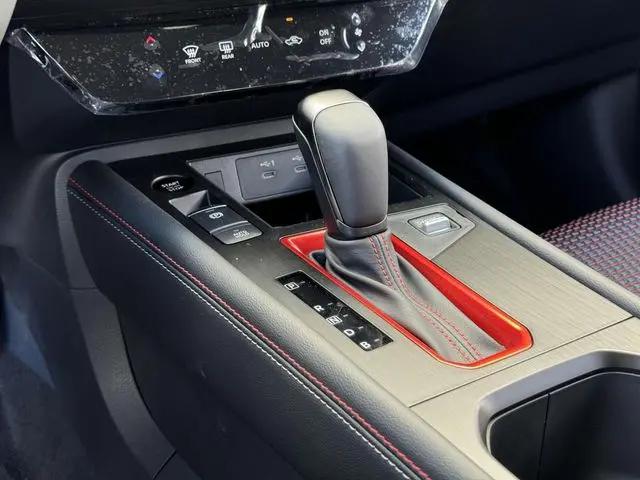 2025 Nissan Kicks SR Intelligent AWD
