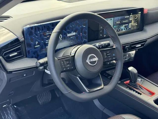 2025 Nissan Kicks SR Intelligent AWD
