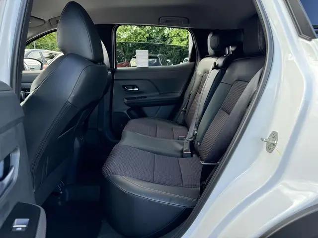 2025 Nissan Kicks SR Intelligent AWD