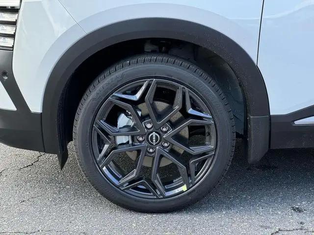 2025 Nissan Kicks SR Intelligent AWD