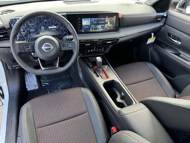 2025 Nissan Kicks SR Intelligent AWD