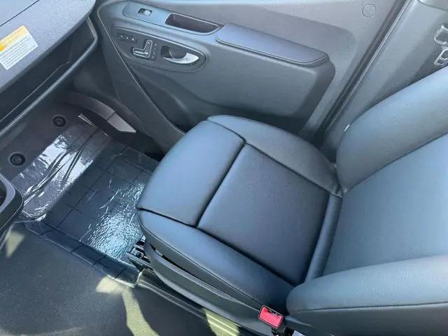 2025 Mercedes-Benz Sprinter 2500 Standard Roof 4-Cyl Diesel HO Select