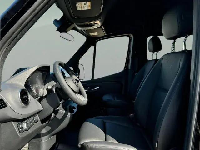 2025 Mercedes-Benz Sprinter 2500 Standard Roof 4-Cyl Diesel HO Select