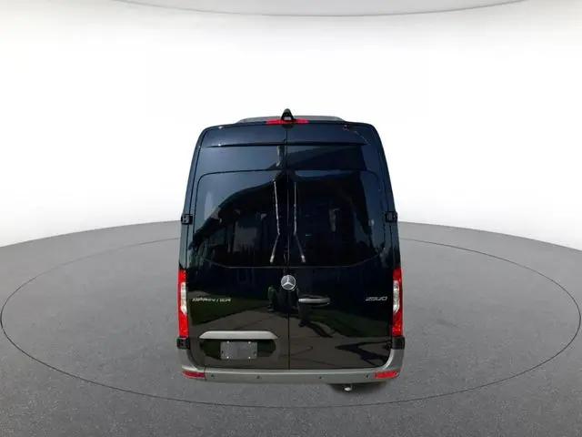 2025 Mercedes-Benz Sprinter 2500 Standard Roof 4-Cyl Diesel HO Select