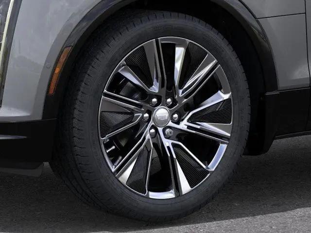 2025 Cadillac iQ Luxury w/1SE