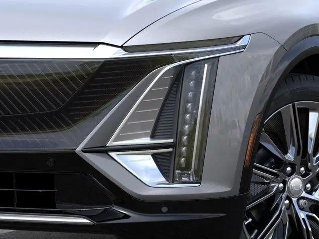 2025 Cadillac iQ Luxury w/1SE