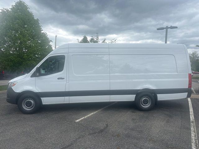 2025 Mercedes-Benz Sprinter 2500 High Roof 4-Cyl Diesel HO