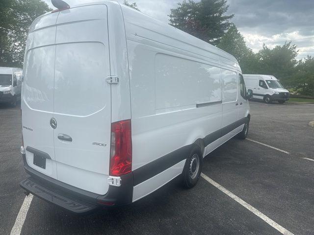 2025 Mercedes-Benz Sprinter 2500 High Roof 4-Cyl Diesel HO