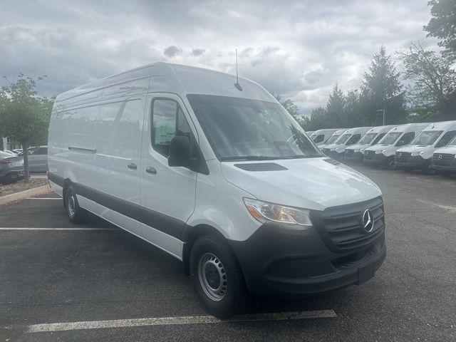 2025 Mercedes-Benz Sprinter 2500 High Roof 4-Cyl Diesel HO