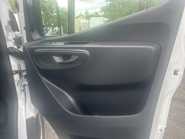 2025 Mercedes-Benz Sprinter 2500 High Roof 4-Cyl Diesel HO