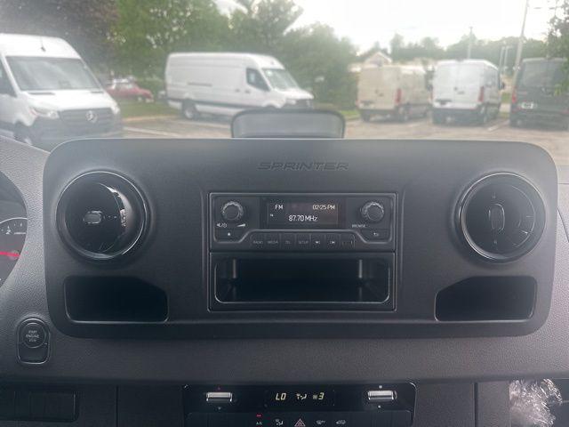 2025 Mercedes-Benz Sprinter 2500 High Roof 4-Cyl Diesel HO