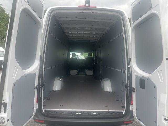 2025 Mercedes-Benz Sprinter 2500 High Roof 4-Cyl Diesel HO