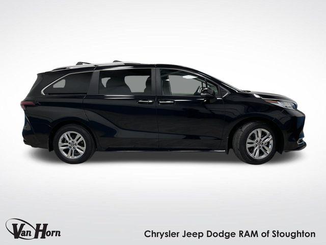 2024 Toyota Sienna Limited