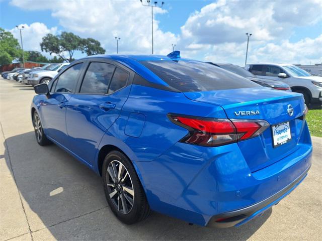 2021 Nissan Versa SV Xtronic CVT