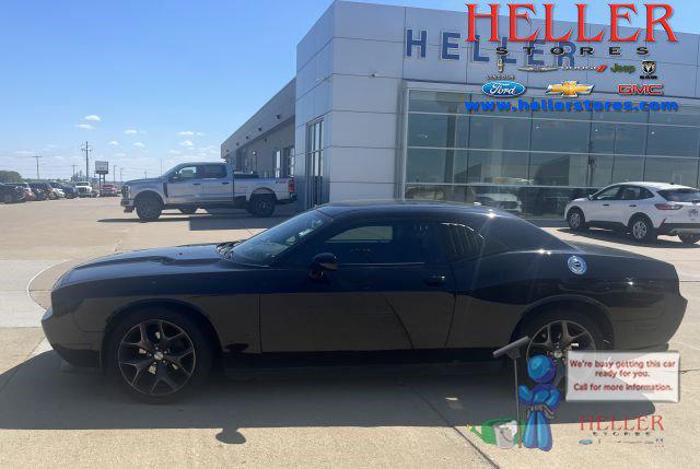 2013 Dodge Challenger SXT Plus