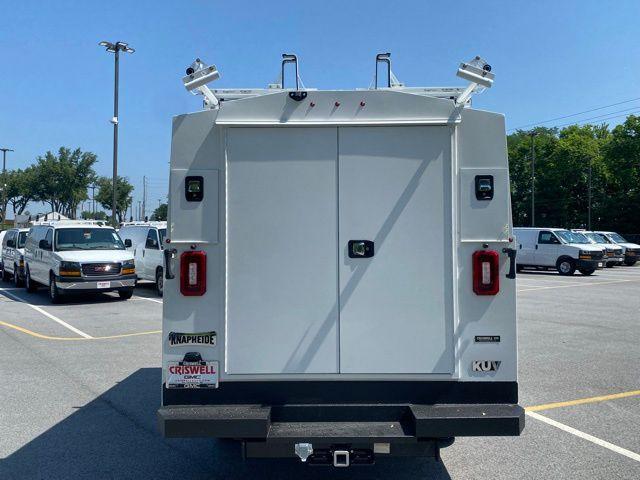 2024 GMC Savana Cutaway Work Van