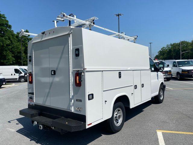 2024 GMC Savana Cutaway Work Van