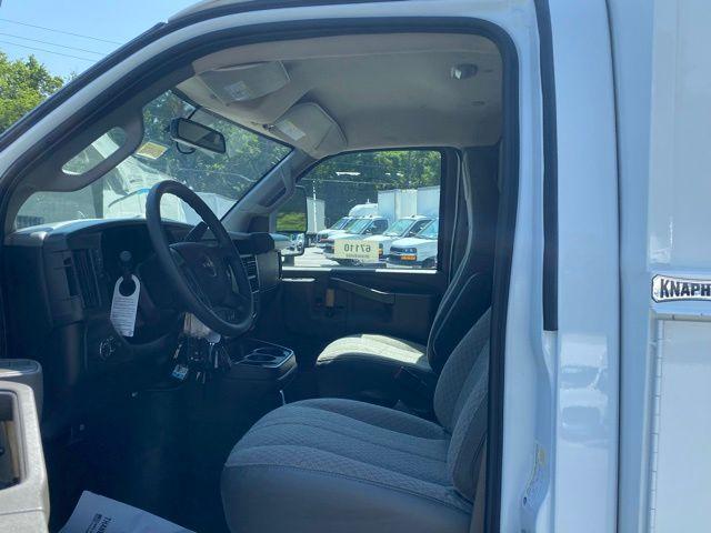 2024 GMC Savana Cutaway Work Van
