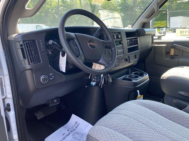 2024 GMC Savana Cutaway Work Van