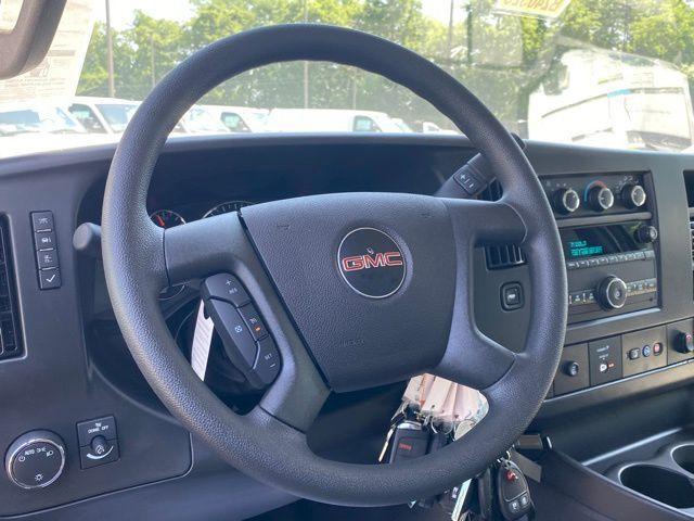 2024 GMC Savana Cutaway Work Van
