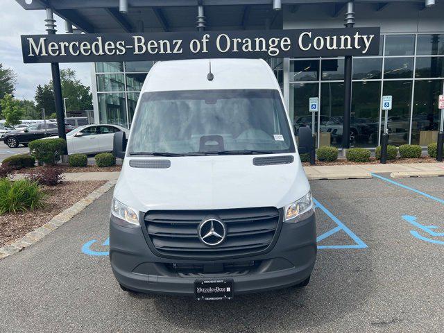 2025 Mercedes-Benz Sprinter 2500 Passenger 170 WB for sale in Harriman, NY
