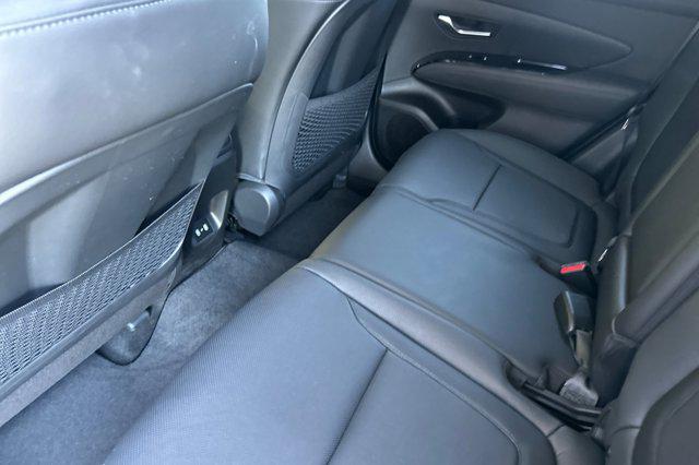 2025 Hyundai Tucson Limited - Photo 12