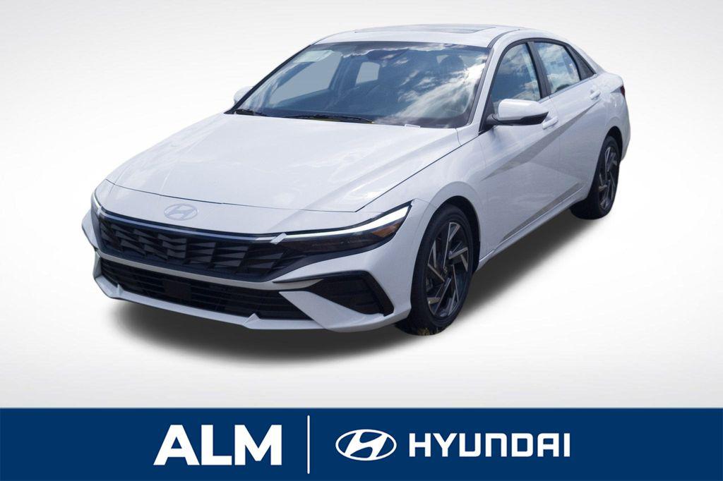 2025 Hyundai Elantra Limited's photo