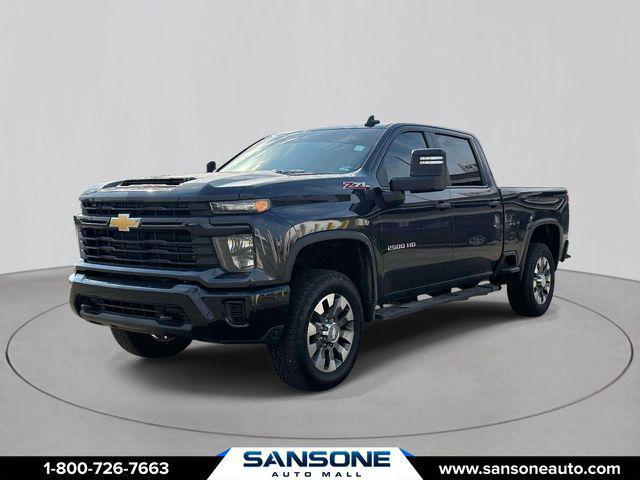2024 Chevrolet Silverado 2500HD 4WD Crew Cab Standard Bed Custom