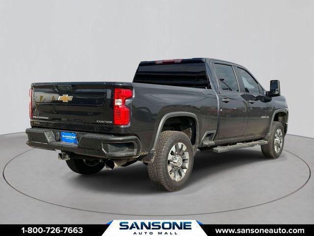 2024 Chevrolet Silverado 2500HD 4WD Crew Cab Standard Bed Custom