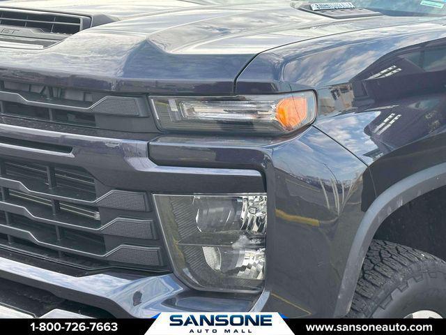 2024 Chevrolet Silverado 2500HD 4WD Crew Cab Standard Bed Custom