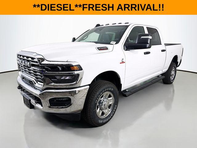 2025 RAM Ram 2500 RAM 2500 TRADESMAN CREW CAB 4X4 64 BOX 2025 RAM Ram 2500 RAM 2500 TRADESMAN CREW CAB 4X4 64 BOX