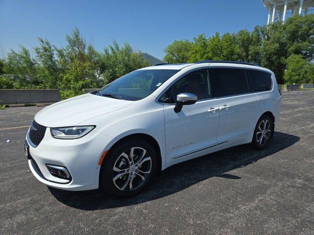 2025 Chrysler Pacifica PACIFICA PINNACLE