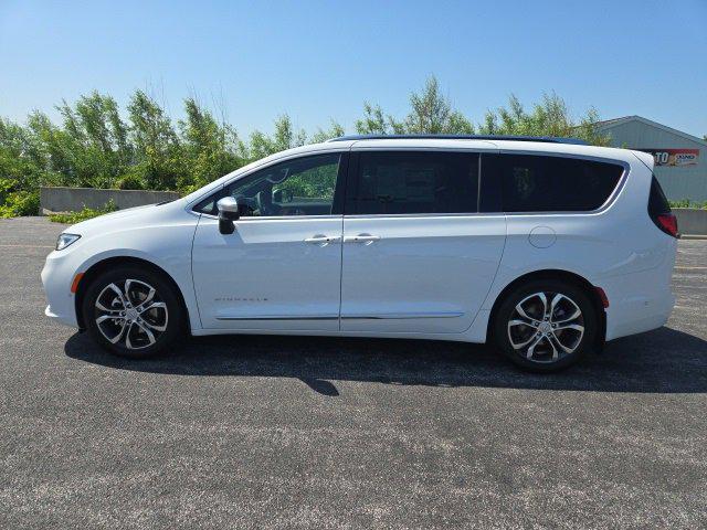 2025 Chrysler Pacifica PACIFICA PINNACLE