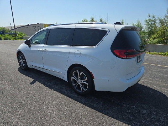 2025 Chrysler Pacifica PACIFICA PINNACLE