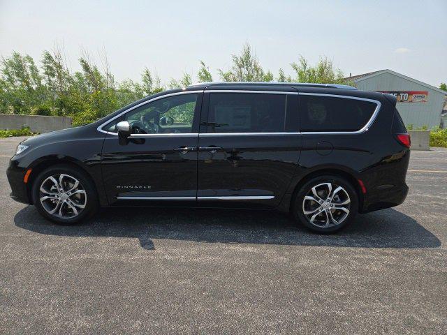 2025 Chrysler Pacifica PACIFICA PINNACLE
