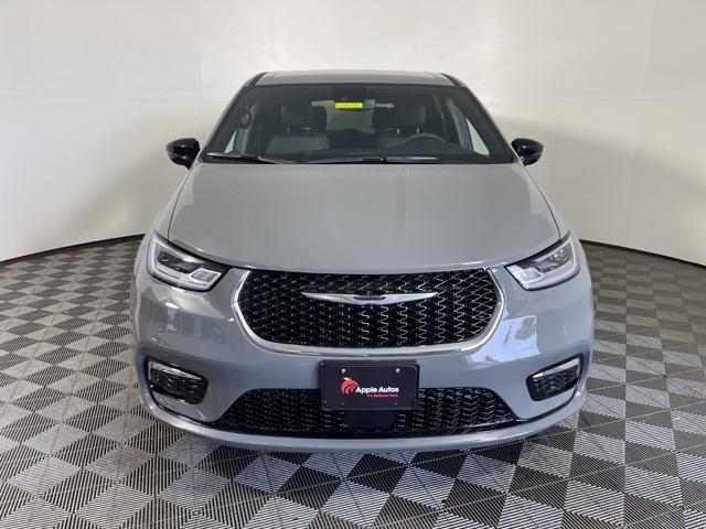 2025 Chrysler Pacifica PACIFICA SELECT AWD