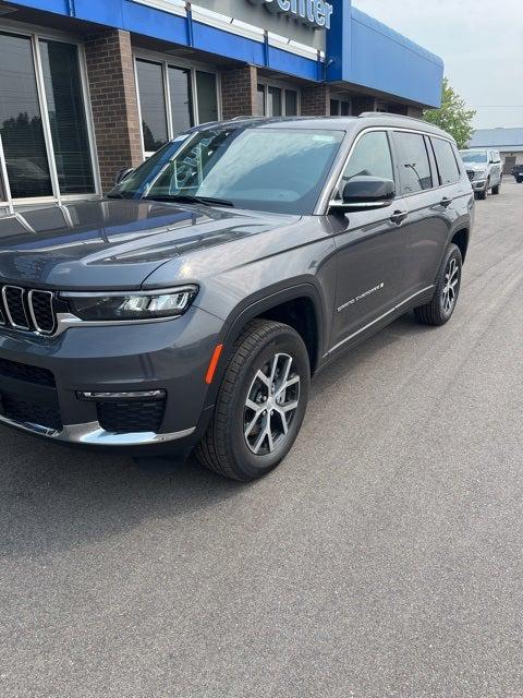2025 Jeep Grand Cherokee GRAND CHEROKEE L LIMITED 4X4