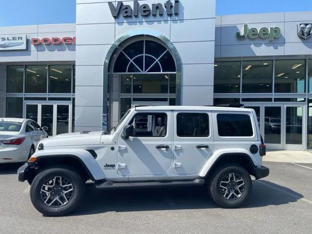 2025 Jeep Wrangler WRANGLER 4-DOOR SAHARA